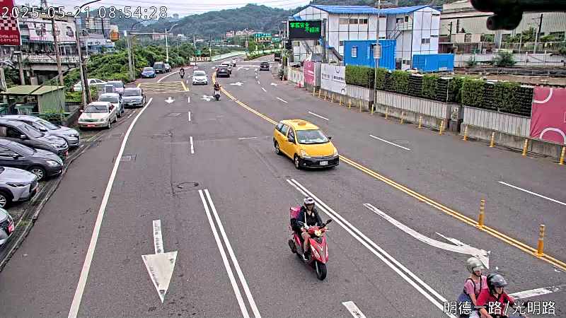 基隆市道路  明德一路 光明路 (往台北) 距離1.5公里 氣溫26.5度