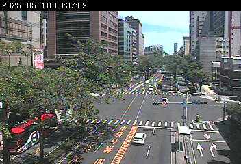 高雄市道路  中華四路、三多四路 距離1.1公里 氣溫28.6度