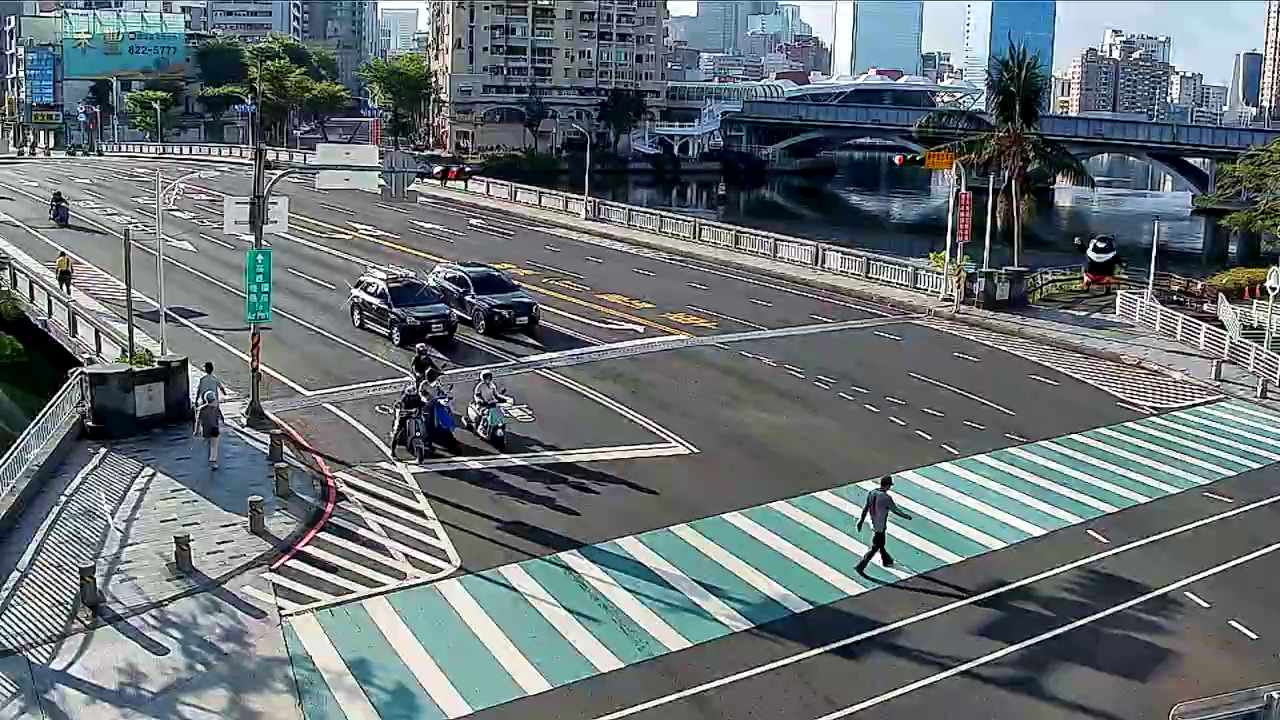 高雄市道路  五福四路、河西路 距離0.7公里 氣溫28.9度