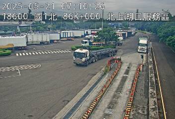 國道1號 北上 86K+000 竹北交流道到湖口服務區 距離1.4公里 氣溫25.4度