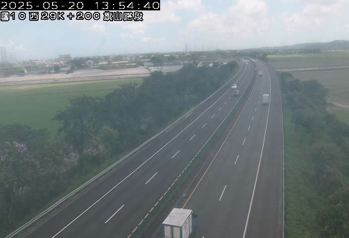 國道10號 西向 29K+200 旗山端到里港交流道 距離3.5公里 氣溫30.4度