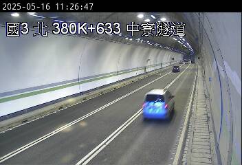 國道3號 北上 380K+633 燕巢系統交流道到田寮交流道 距離1.7公里 氣溫25.1度