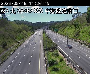 國道3號 北上 380K+825 燕巢系統交流道到田寮交流道 距離1.9公里 氣溫25.1度