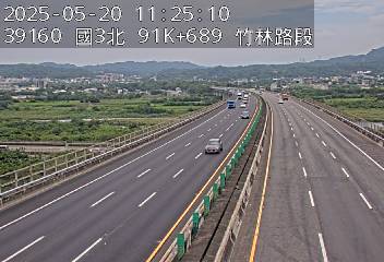 國道3號 北上 91K+700 寶山休息站到竹林交流道 距離3.2公里 氣溫27.6度
