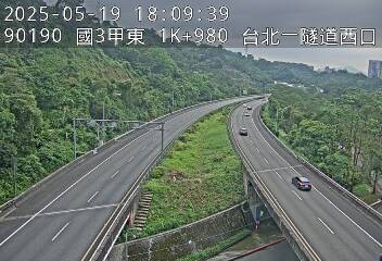 國道3甲 東向 1K+980 台北端到萬芳交流道 距離0.2公里 氣溫29.8度