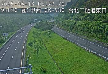 國道3甲 西向 0K+930 萬芳交流道到台北端 距離0.3公里 氣溫24.6度