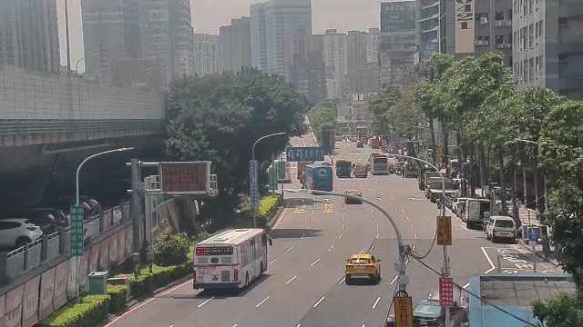 新北市道路  板橋區文化路1段、民生路(下大漢橋) 距離1.3公里 氣溫26.4度