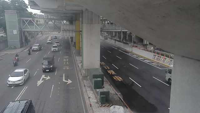 新北市道路  中和區景平路成功路 距離1.3公里 氣溫27.6度