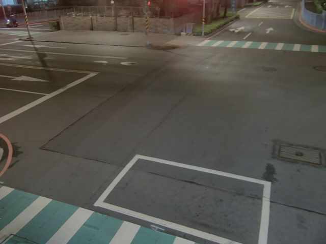 新北市道路  新店區寶橋路、中興路口 距離0.7公里 氣溫24.1度