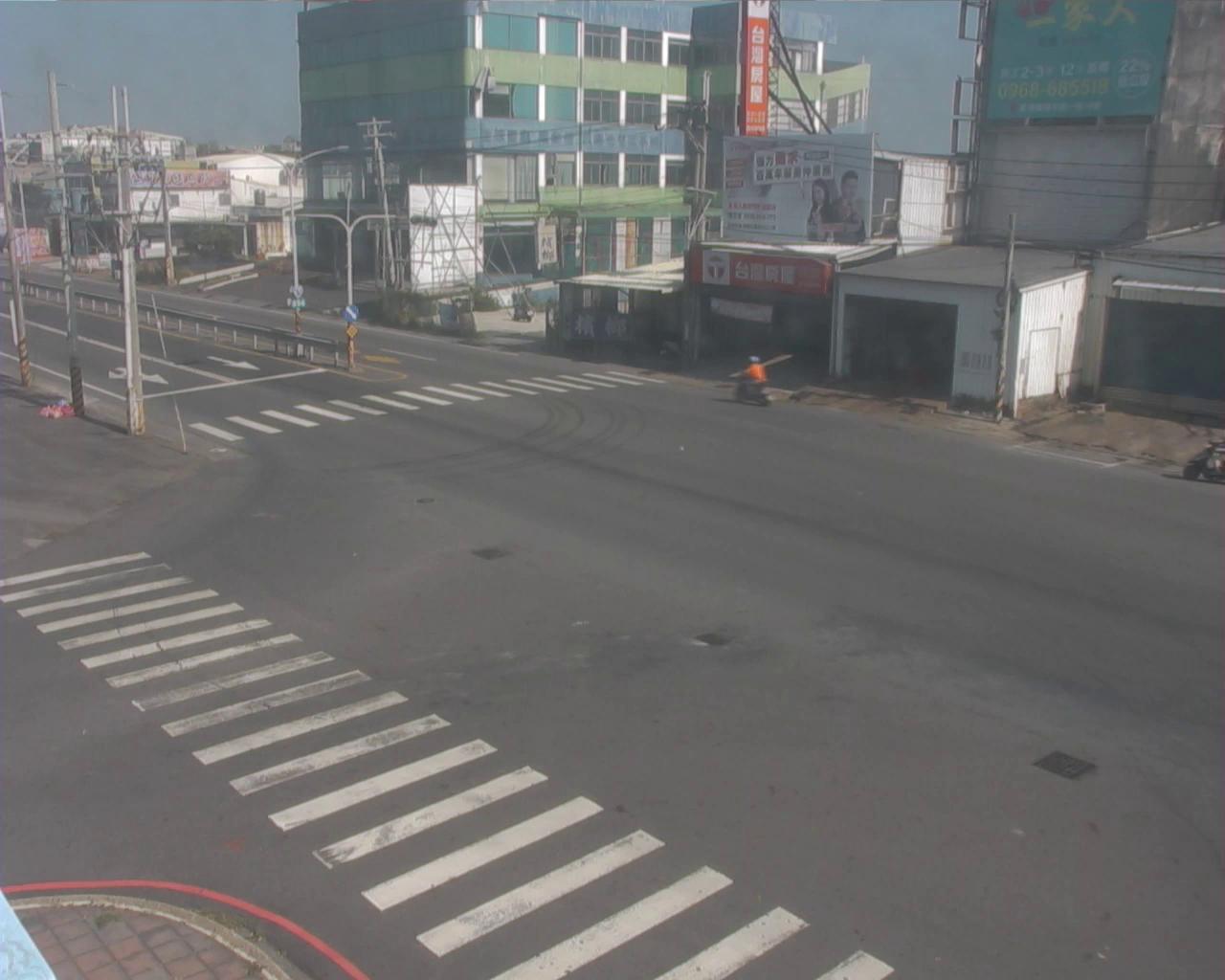 屏東縣道路  台17與光復路 距離0.2公里 氣溫28.8度