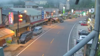 台18線  62K+750 嘉義縣竹崎鄉石棹 7-11超商 東向路側 距離2.7公里 氣溫24.5度