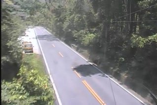 台18線  65K+970 嘉義縣阿里山鄉迷糊步道 東向路側 距離1.7公里 氣溫17.3度