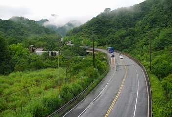 台2丙線  7K+700 基平隧道南口門架 (進隧道)  (W) 距離1.4公里 氣溫25度