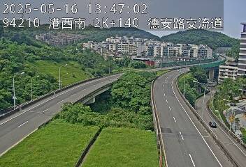 台2己線 南下 2K+140 基隆港交流道到德安路交流道 距離1.5公里 氣溫27.7度