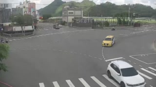 台3線  405K+700 距離3.6公里 氣溫33.3度