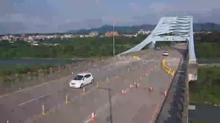 台4線  30K+400 桃園市大溪區康安里台4線崁津大橋(北端)30K+400 距離2.5公里 氣溫29.4度