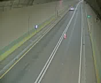 台76線 西向 32K+040 中興系統交流道到林厝交流道 距離1.7公里 氣溫33.9度