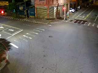 桃園市道路  大溪區 復興路中華路口(中華路廣告企業設對面號誌桿) 距離0.3公里 氣溫28.3度