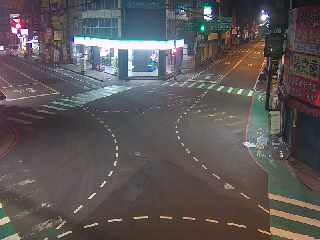 桃園市道路  大溪區 慈湖路與復興路口(EASYSHOP前號誌桿) 距離0.8公里 氣溫28.3度
