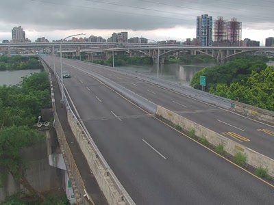 環河快華翠大橋 氣溫27.5度