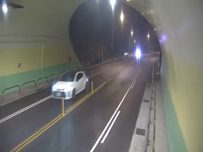 東湖隧道北向0K+295M 氣溫25.1度
