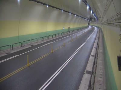 東湖隧道南向0K+593M 氣溫25.1度