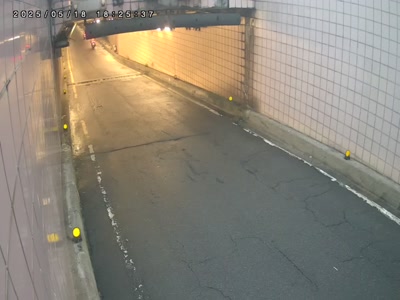 基隆路北往南混合車道1(基隆松高) 氣溫26度