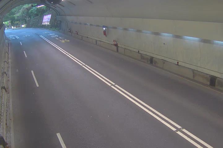自強隧道往故宮入口0K+16M 氣溫27.2度