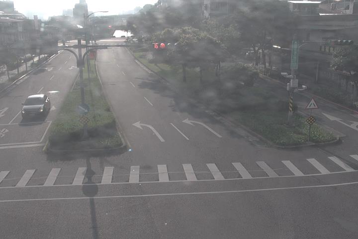 台北市道路 市民大道-中南街口 雨量8毫米
