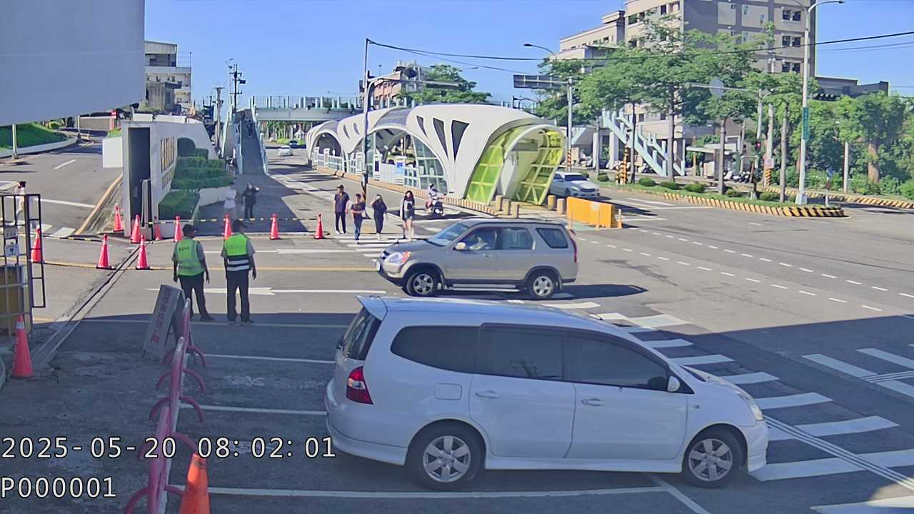 台中市道路  沙鹿區弘光科大(校門口) 距離2.4公里 氣溫26.1度
