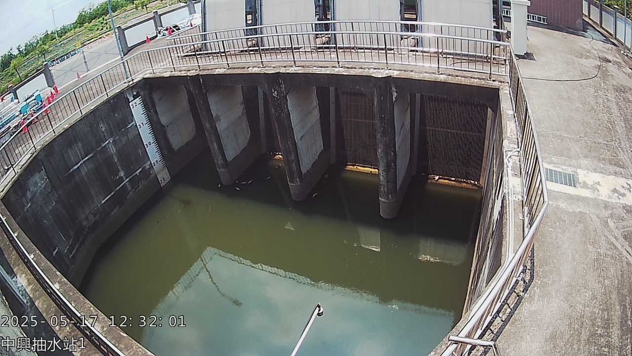 台中市道路  中興抽水站1 距離1.9公里 氣溫25度