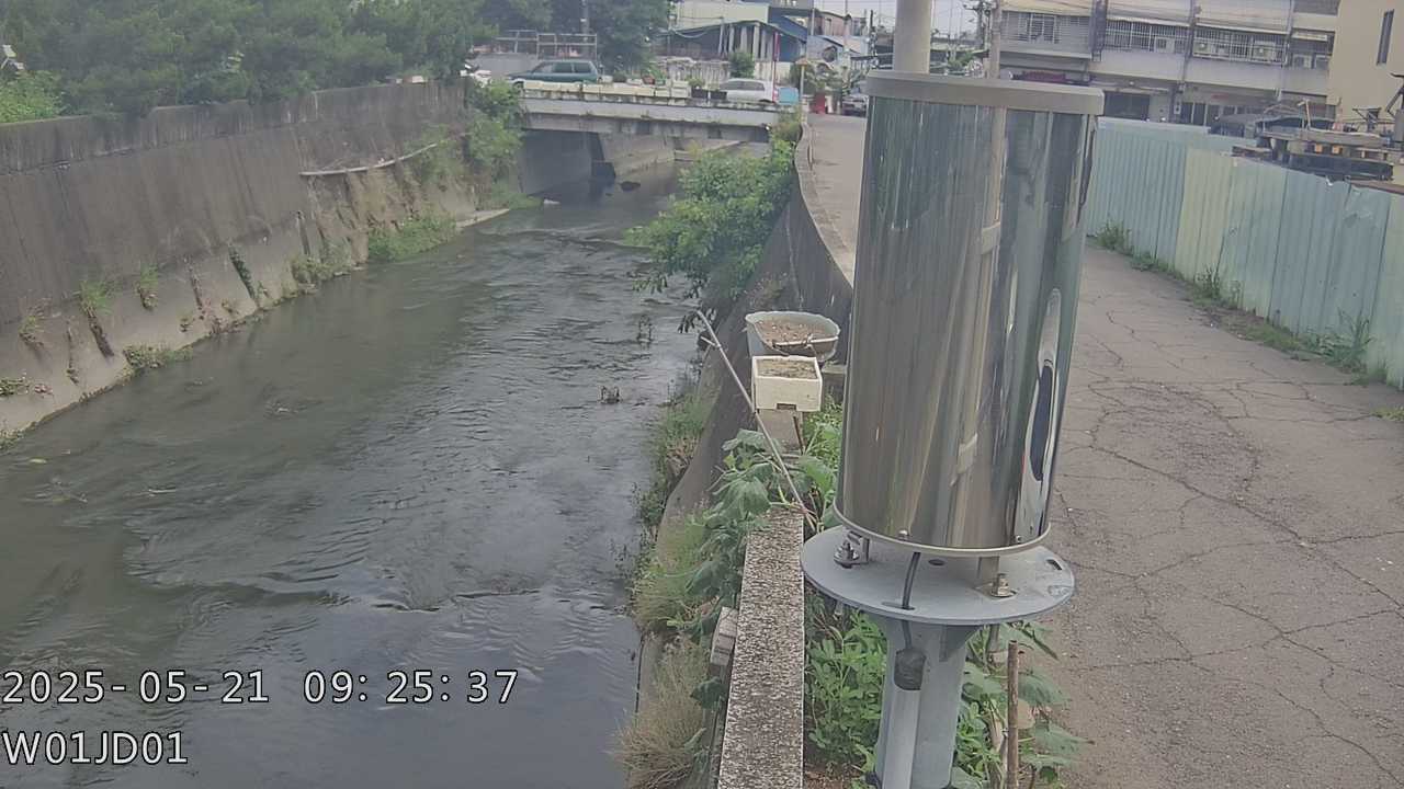 台中市道路  後溪底排水下游 距離0.5公里 氣溫26.3度