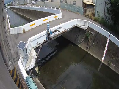 台中市道路  大里區中興排水下游 距離1.7公里 氣溫25度