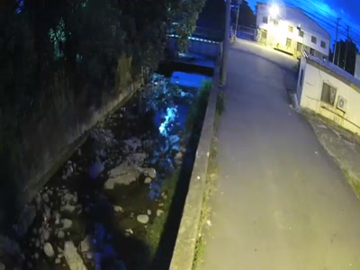大雅區十三寮排水上游 氣溫29.4度
