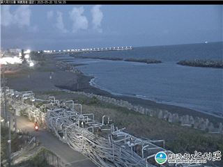水利署防災影像  高屏溪 林園海堤 距離4.6公里 氣溫31.8度