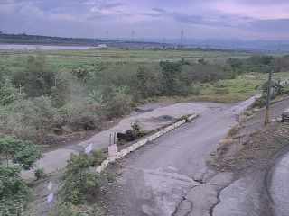 水利署水資源  水利行政組 里港大橋 1 距離0.2公里 氣溫30.4度