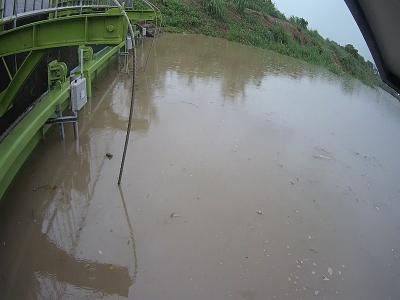 水利署水資源  三河局 貓羅溪左岸新興堤防1K+700 距離1.8公里 氣溫21.8度