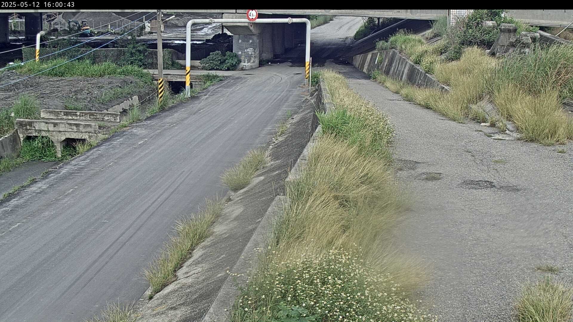 水利署水資源  水利行政組 西濱大橋(3) 距離1.7公里 氣溫26.2度