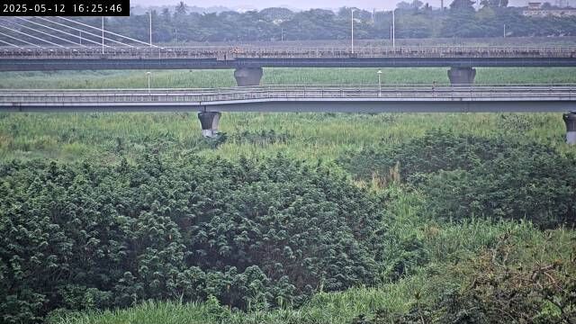 水利署水資源  水利行政組 旗尾河濱公園主站 2 距離3.1公里 氣溫33.3度