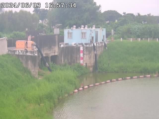 水利署水資源 臺南市政府水利局 櫻花社區滯洪池水位