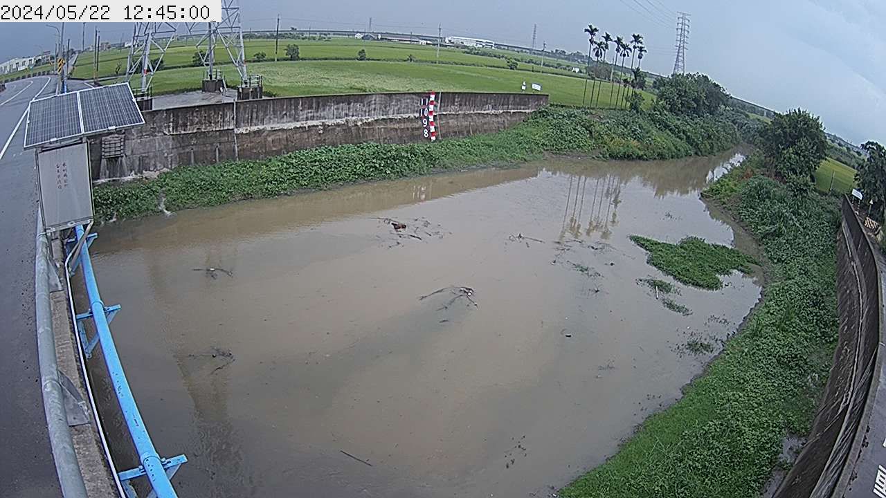 水利署水資源  臺南市政府水利局 新嘉橋 距離2.5公里 氣溫30度